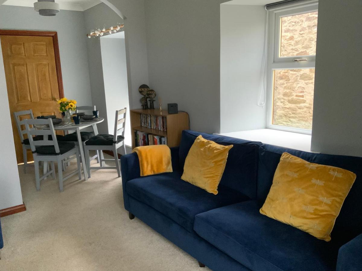The Granary At Tinto Retreats, Biggar Is A Gorgeous 3 Bedroom Stone Cottage Wiston  ภายนอก รูปภาพ